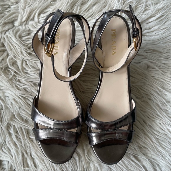 Prada Metallic Silver Pewter Patent Leather Bamboo Wedge Ankle Strap Sandals 39 - Picture 10 of 13